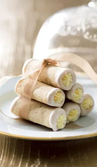 Trubičky s bílou čokoládou