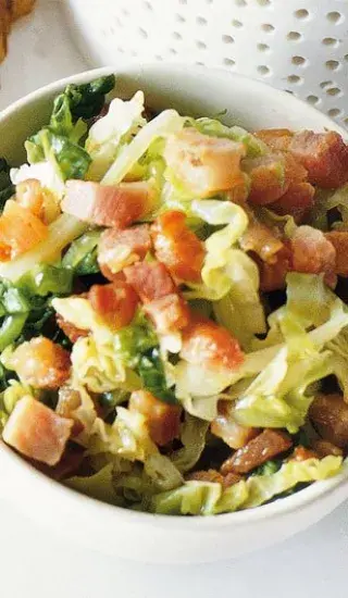 Dušená kapusta s pancettou