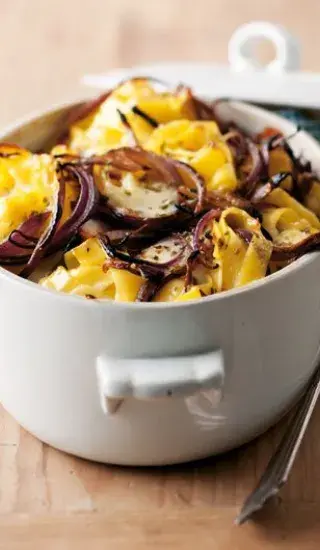 Zapečené tagliatelle se sardelkami