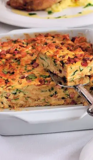 Nádivka s uzeným bůčkem a jarními bylinkami