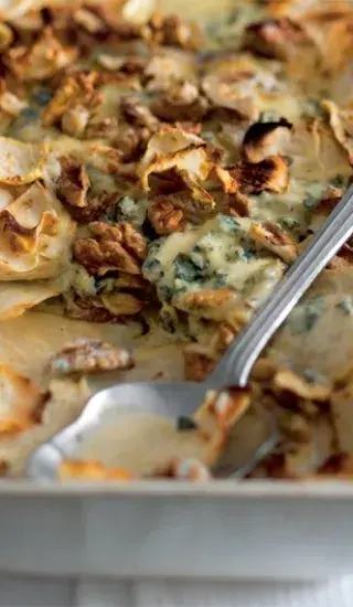 Celerový pekáček s ořechy