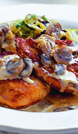 Bažant s krémovou houbovou omáčkou