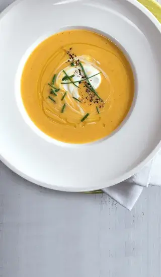 Polévka z kořenové zeleniny