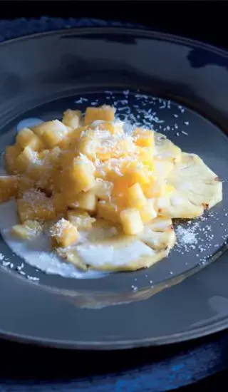 Tatarák z manga, ananasu a kokosu