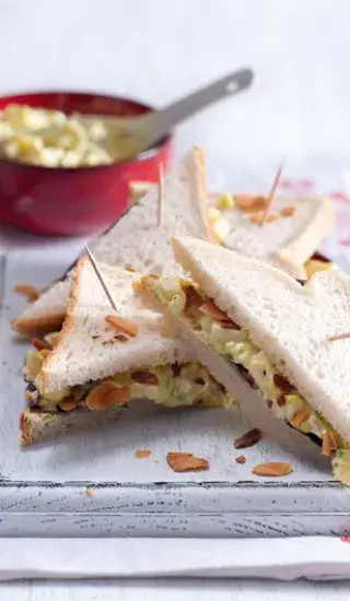 Tramezzini s pórkovo-jablečnou omáčkou