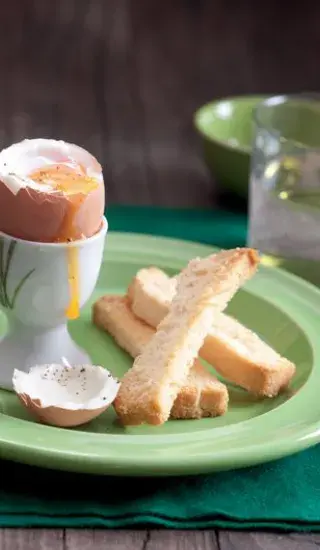 Vejce naměkko s toustíky