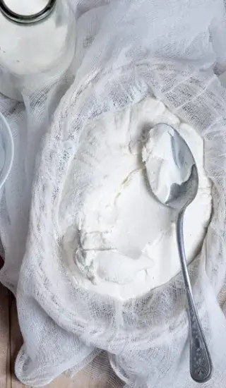 Domácí smetanový sýr à la ricotta
