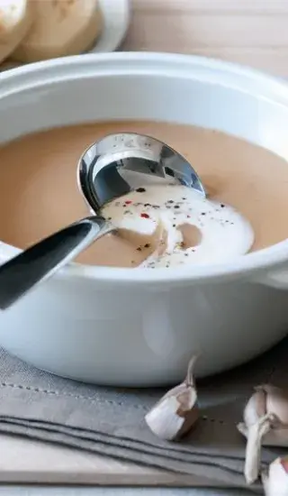 Česneková omáčka