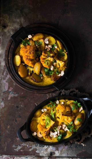 Aloo gobi neboli květák a brambory