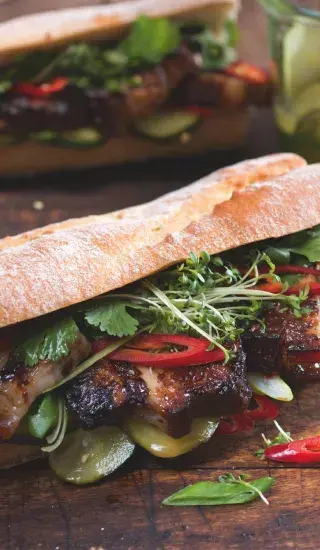 Asijský bůček v housce