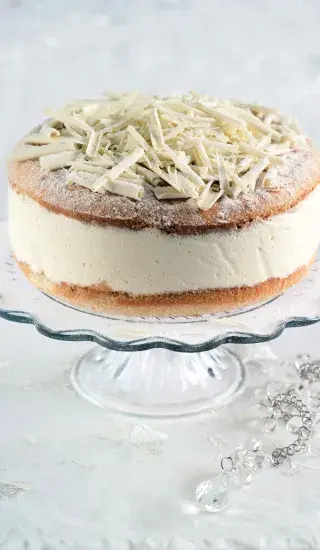 Bílý čokoládový dort