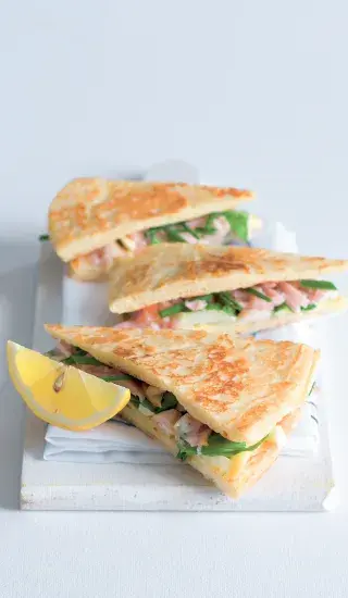 Bliny s uzeným kuřetem a fenyklem