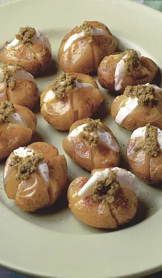 Zapečené brambory s mozzarellou