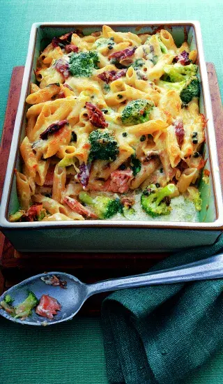 Brokolice zapečená s lososem po italsku