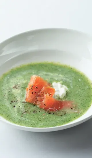 Brokolicová polévka se smetanou