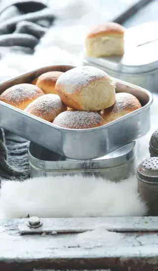 Honzovy buchty s hruškovými povidly