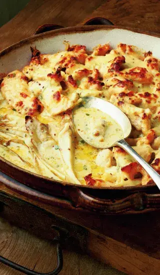 Zapečená čekanka s kuřetem v hořčičné omáčce