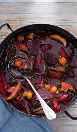 Červená řepa po burgundsku