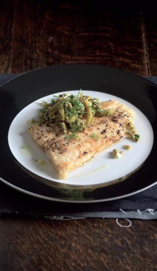 Chňapal s olivovou salsou verde
