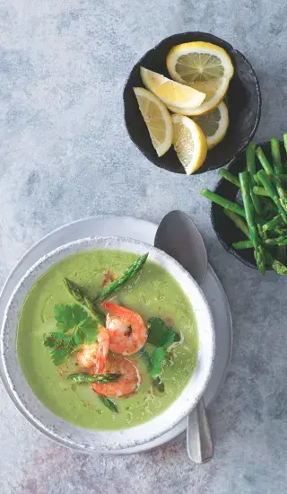 Chřestová polévka s krevetami