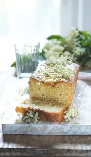 Citronovo-bezinkový chlebíček