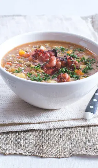 Hustá čočková polévka