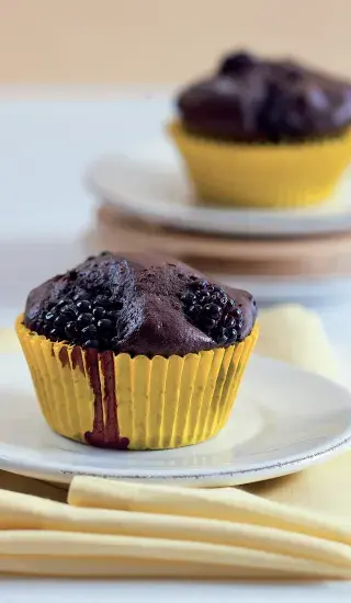 Čokoládovo-ostružinové muffiny