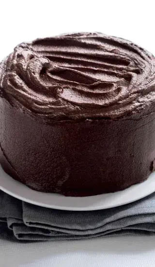 Čokoládový dort se zakysanou smetanou a javorovým sirupem