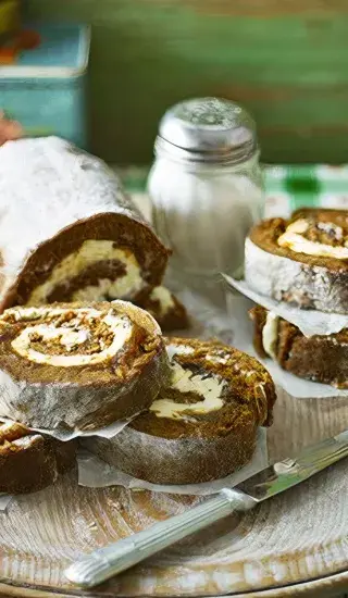 Vláčná fíková roláda