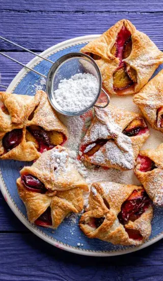 Listové šátečky se švestkami