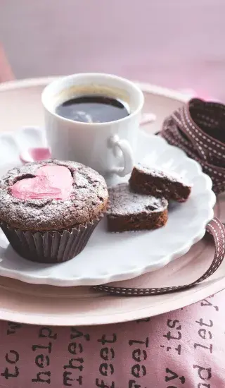 Cupcaky s jahodovým srdíčkem