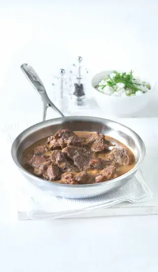 Daňčí roštěnky po burgundsku