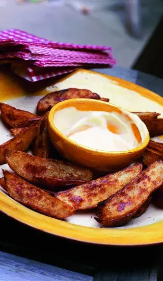 Kořeněné křupavé brambory