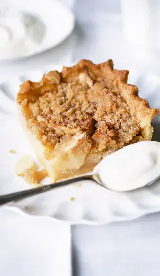 Drobenkový jablečný koláč