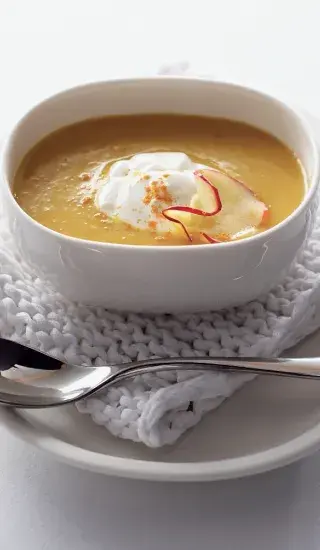 Dýňová polévka s jablky 