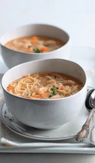 Fazulovica (čili fazolová polévka s nudlemi)