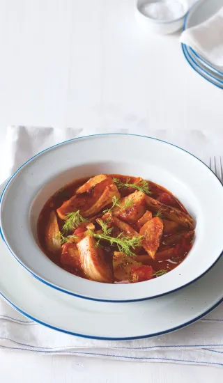  Fenyklovo-rajčatové ragú