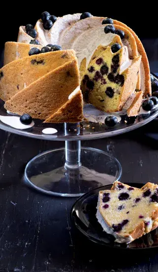 Borůvkovo-citronová bábovka