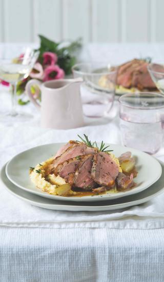 Grilované kachní prso s celerovým pyré a omáčkou z demi-glace