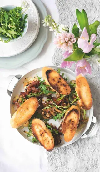 Grilované sýrové minisendviče