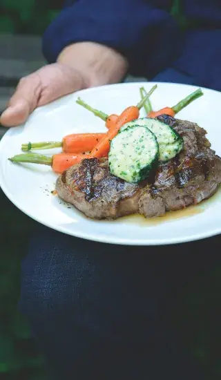 Grilovaný rib eye steak