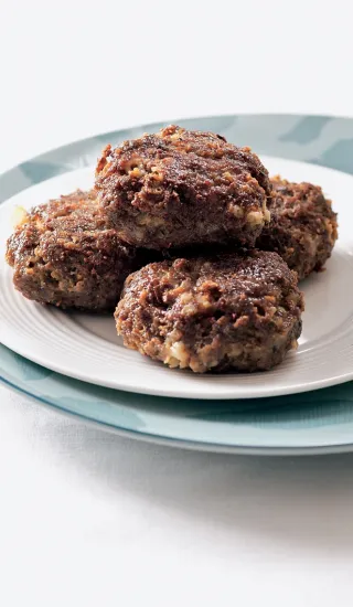 Hovězí karbanátky s nivou