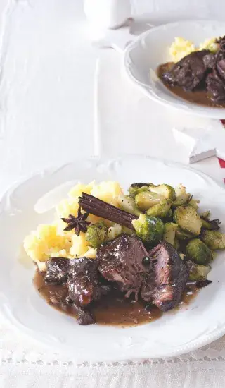 Hovězí kližka s vánočním kořením