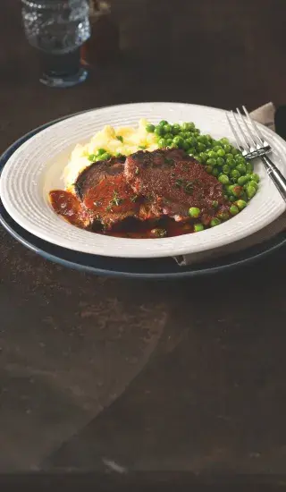 Pomalu pečené hovězí na balzamiku