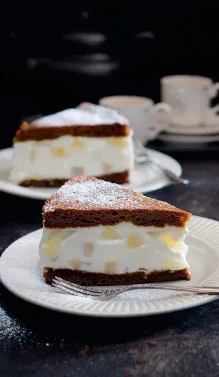 Hruškový cheesecake v medovníku