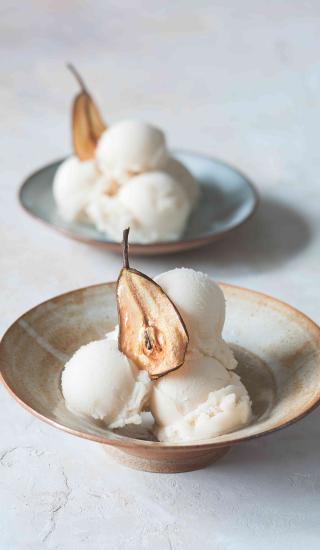 Hruškový sorbet s křupavou hruškou