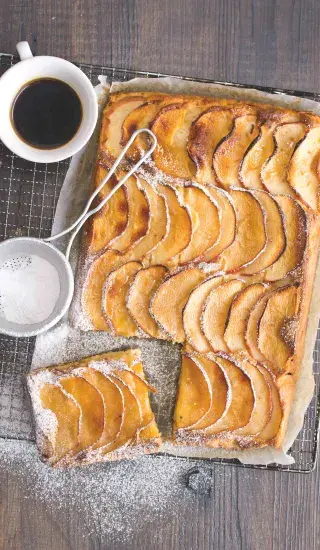 Koláč s jablečnými vlnkami