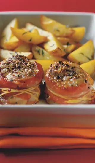 Medailonky z vepřové panenky s opečenými bramborami