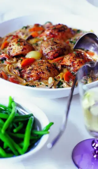 Kuře na houbách a smetaně