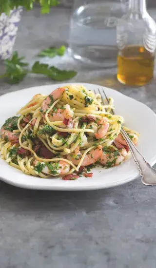 Linguine s krevetami a česnekovým máslem